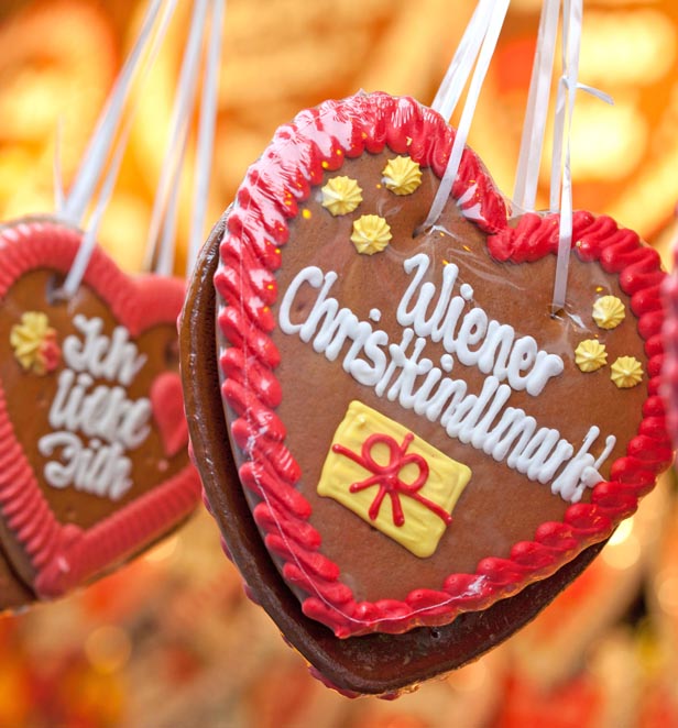 Gingerbread cookie at Christmas markets, Vienna
