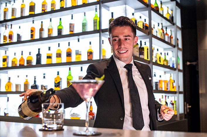 Bar staff pouring cocktails on Scenic Eclipse I